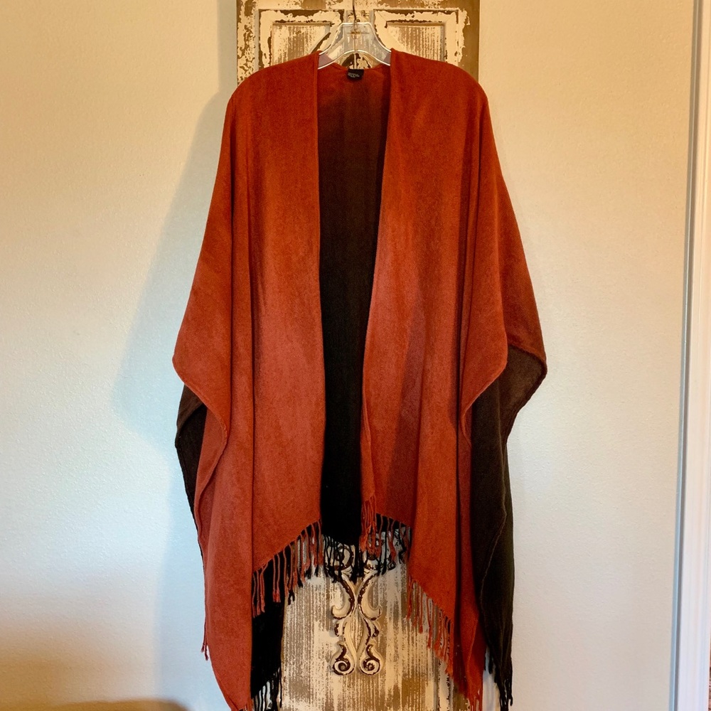 Women’s Shawl / wrap 🍂🍁🍂